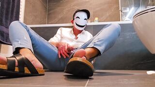 Masturbate off denim and sandals