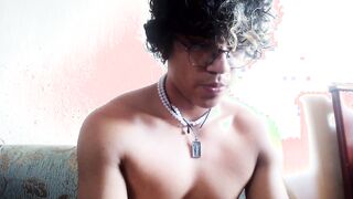 Maluma - my physique with my voice