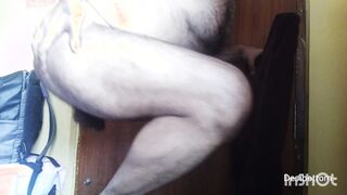 Me dirty dancing flashing my crevice