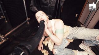 Tatted Assfucker Wrecks His Crevice With Fake penis