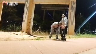 Motorcyclist watches employee urinating, returns and offers a fellatio