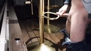 un baiat care sa masturbat un baiat care era la terasa fara sa al cunosca