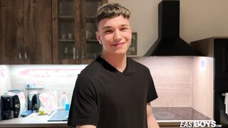 Off The Hook - Justin Skye