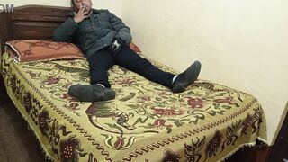 I smoke a ciggie in the accommodation before tossing