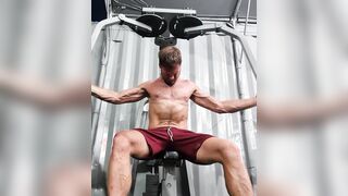 PUMPED UP JIZZED OUT