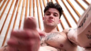 Got home so messy and guess who's going to tidy me up (16 mins)