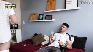 Acquaintance revved Paramour